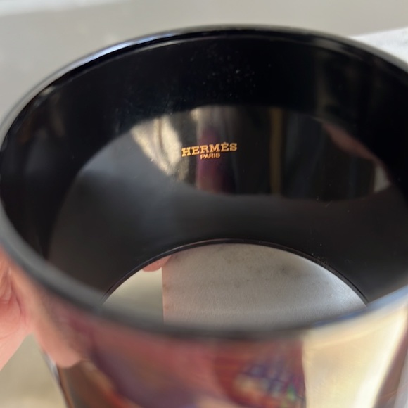 Hermès Mega Wide Enamel Bangle size 65 - Picture 12 of 12